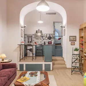 Monti Artistic Flat Rome